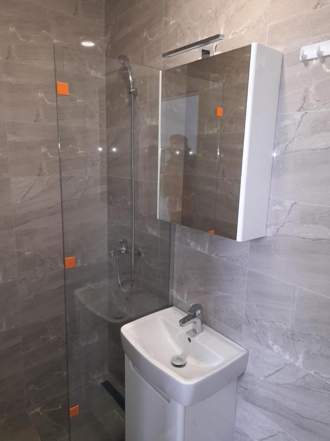 Apartmani Exit Pale Esterno foto