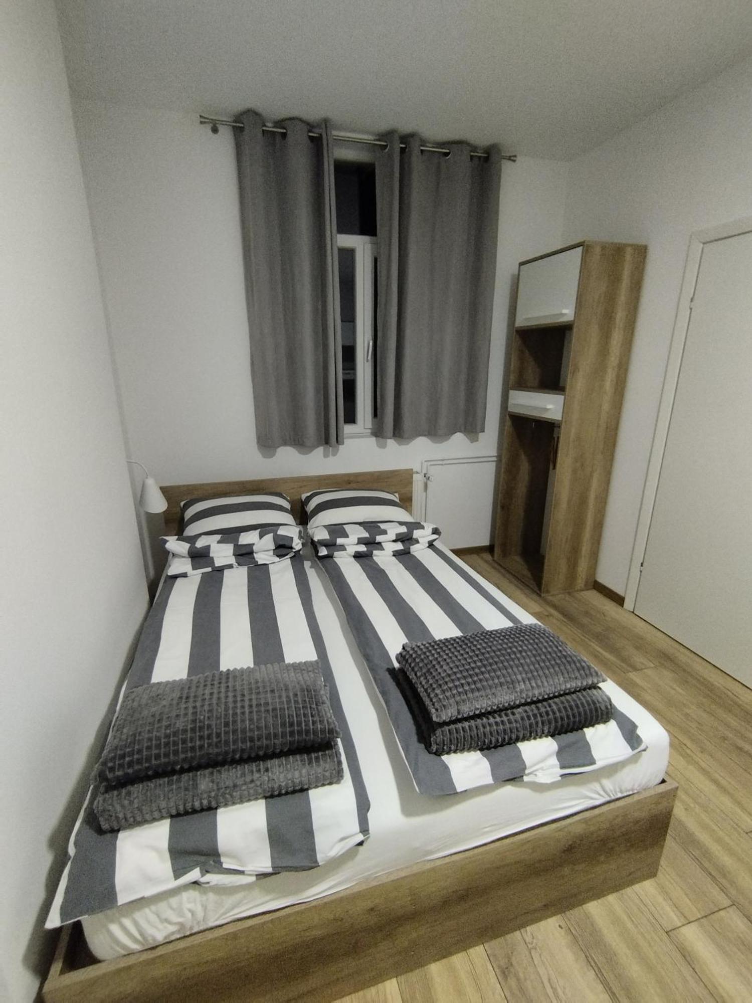 Apartmani Exit Pale Esterno foto