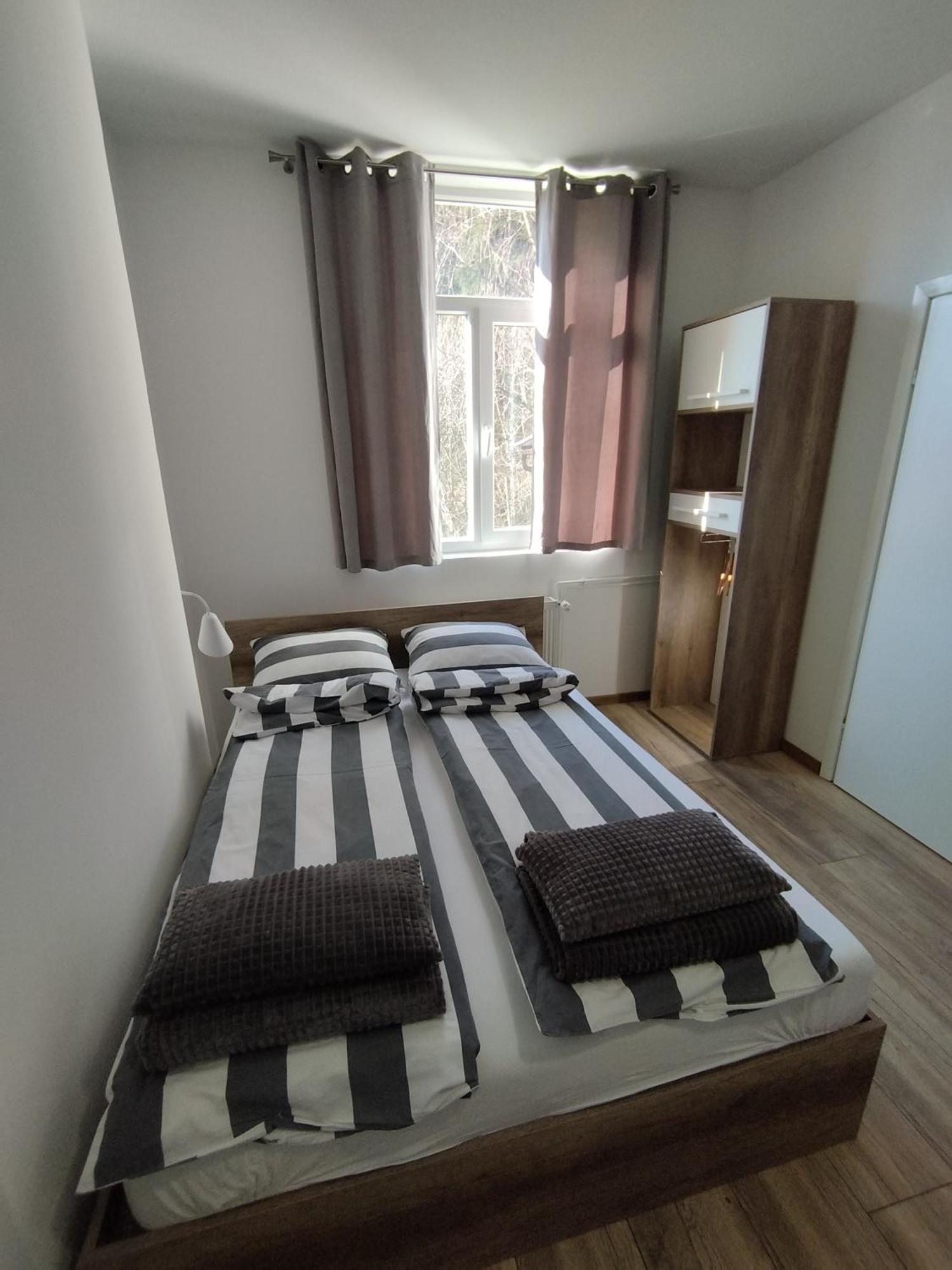 Apartmani Exit Pale Esterno foto