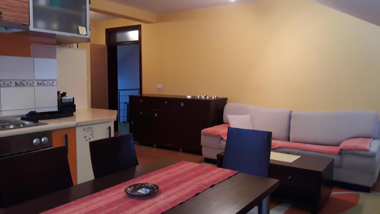 Apartmani Exit Pale Esterno foto