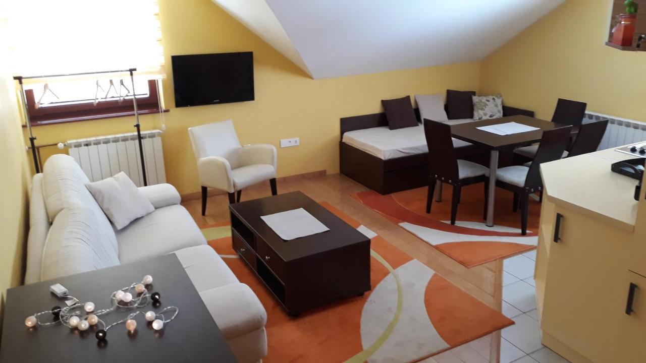 Apartmani Exit Pale Esterno foto