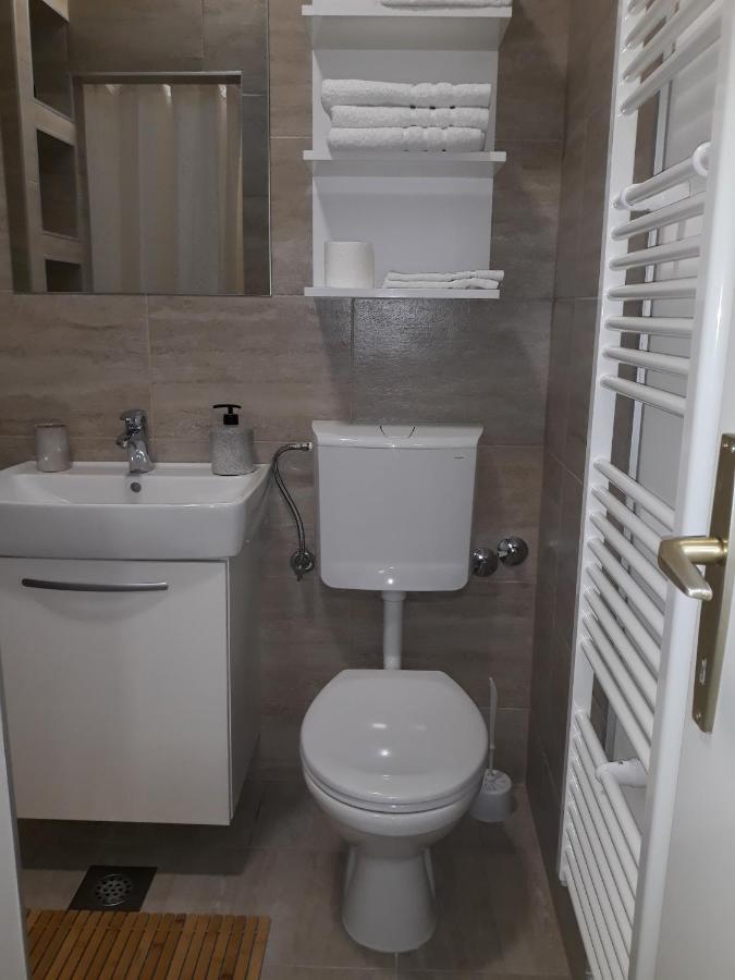 Apartmani Exit Pale Esterno foto